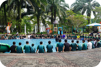 Berenang